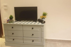 Newly renovated cozy studio 2 min 2 SEA